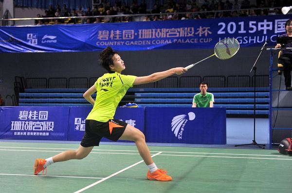 构建上并没 构建上并没