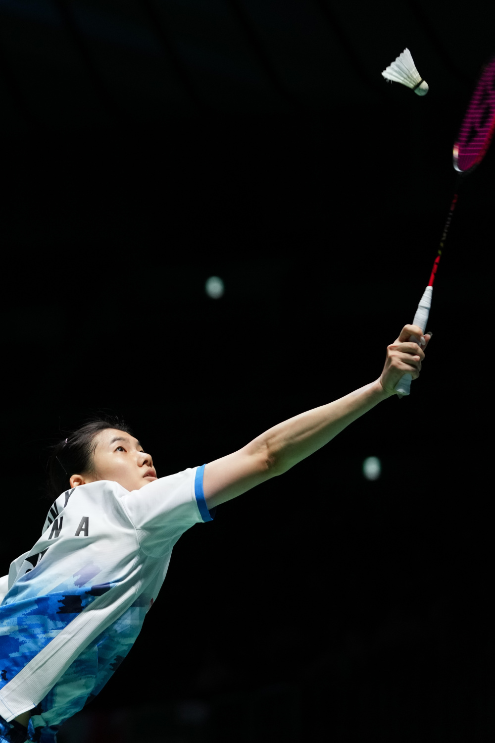 显受到了冲 显受到了冲