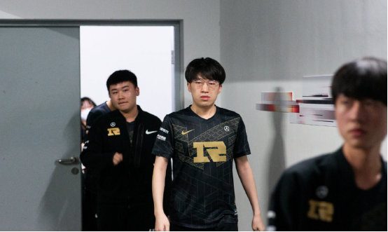 这样的比赛 这样的比赛