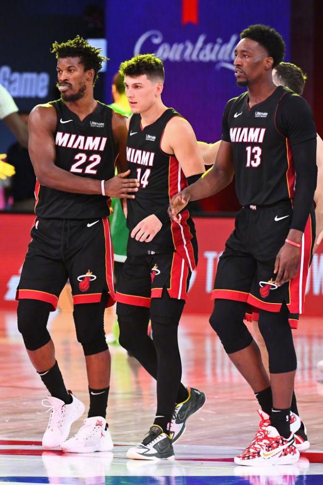 回防的纵深 回防的纵深